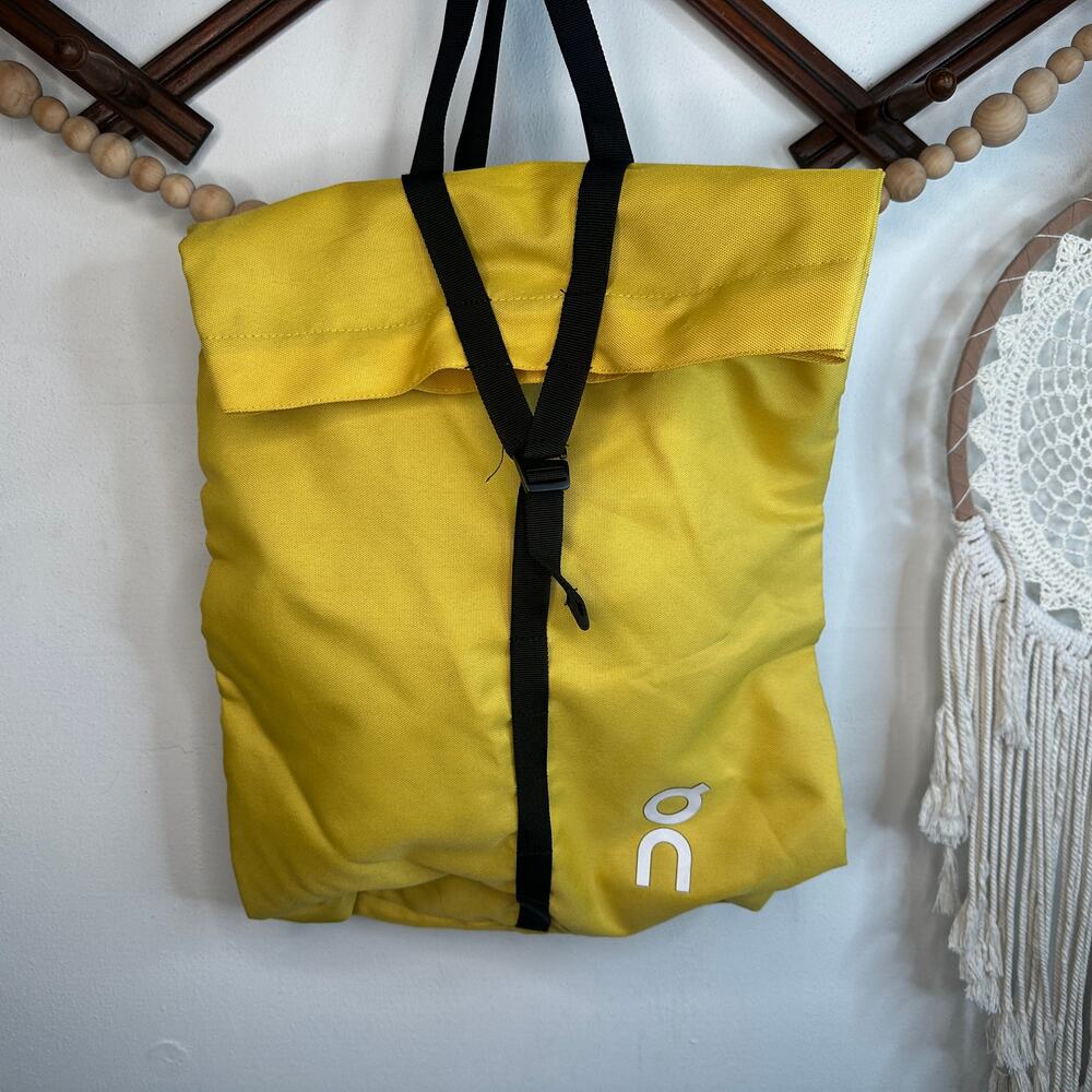 On Cloud Running Yellow Lightweight Marketing Bag